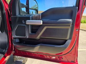 2017 FORD F250 SUPER DUTY CREW CAB PICKUP V8, TURBO DIESEL, 6.7L LARIAT PICKUP 4D 6 3/4 FT