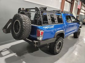 2017 Toyota Tacoma Double Cab - - Image 3