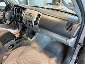 2011 TOYOTA TACOMA DOUBLE CAB PICKUP V6, 4.0 LITER PICKUP 4D 5 FT