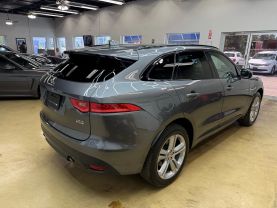 2019 JAGUAR F-PACE