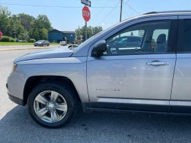 2014 Jeep Compass - Image 2