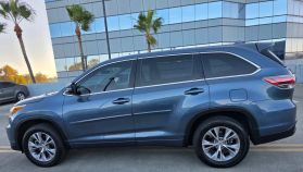 2015 Toyota Highlander - Image 8