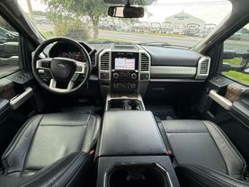 2017 Ford F250 Super Duty Crew Cab Lariat Pickup 4d 6 3/4 Ft - Image 26
