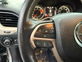 2016 JEEP CHEROKEE SUV 4-CYL, 2.4 LITER LATITUDE SPORT UTILITY 4D