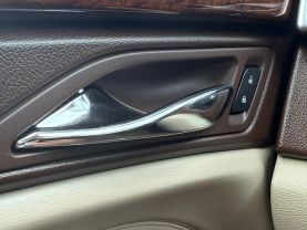 2016 CADILLAC SRX SUV V6, 3.6 LITER LUXURY COLLECTION SPORT UTILITY 4D