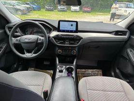 2022 FORD ESCAPE SUV 3-CYL, ECOBOOST, TURBO, 1.5 LITER SE SPORT UTILITY 4D at T&T Repairables - used car dealership in Spencer, Indiana.