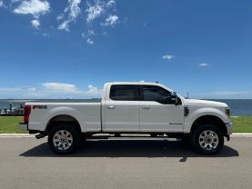 2019 FORD F250 SUPER DUTY CREW CAB PICKUP V8, TURBO DIESEL, 6.7 LITER LARIAT PICKUP 4D 6 3/4 FT