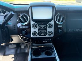 2016 FORD F350 SUPER DUTY CREW CAB PICKUP V8, TURBO DIESEL PLATINUM PICKUP 4D 6 3/4 FT