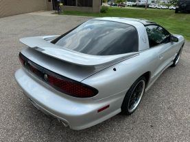 2002 PONTIAC FIREBIRD COUPE V8, 5.7 LITER FORMULA COUPE 2D