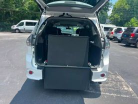2015 TOYOTA SIENNA VAN V6, 3.5 LITER SE PREMIUM MINIVAN 4D