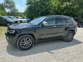 2020 JEEP GRAND CHEROKEE SUV V6, VVT, 3.6 LITER LIMITED SPORT UTILITY 4D at T&T Repairables - used car dealership in Spencer, Indiana.