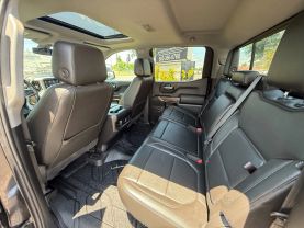 2019 Chevrolet Silverado 1500 Crew Cab Lt Trail Boss Pickup 4d 5 3/4 Ft - Image 21