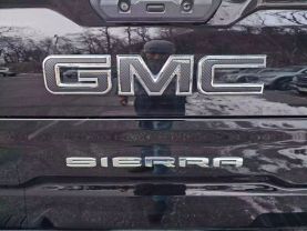 2020 GMC SIERRA 1500 CREW CAB PICKUP V8, ECOTEC3, DFM, 5.3 LITER SLT PICKUP 4D 5 3/4 FT
