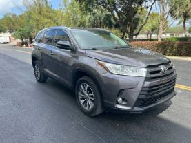 2019 TOYOTA HIGHLANDER SUV GRAY AUTOMATIC - Iron Cars Inc