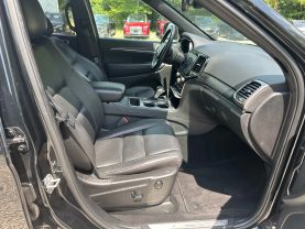 2020 JEEP GRAND CHEROKEE SUV V6, VVT, 3.6 LITER LIMITED SPORT UTILITY 4D at T&T Repairables - used car dealership in Spencer, Indiana.