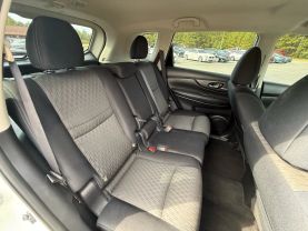 2017 Nissan Rogue S Sport Utility 4d - Image 19