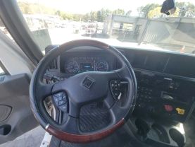 2018 INTERNATIONAL LT - - LT625