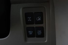 2011 LEXUS LX SUV V8, VVT, 5.7 LITER LX 570 SPORT UTILITY 4D