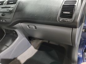 2005 Honda Civic - - Image 25