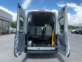 2017 FORD TRANSIT 350 HIGH ROOF 148'' WB 9 PASSENGER VAN WITH 800 LBS WHEELCHAIR LIFT PASSENGER VANS V6, 3.7 LITER XL W/HIGH ROOF W/SLIDING SIDE DOOR VAN 3D - Eddies Auto Sales