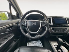 2017 HONDA PILOT SUV WHITE AUTOMATIC - CARPALACE, Chantilly, VA. 38.91645215435775, -77.47495885092432