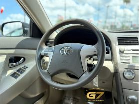 2010 Toyota Camry - Image 16