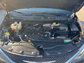 2020 CHRYSLER VOYAGER VAN V6, 3.6 LITER LXI MINIVAN 4D