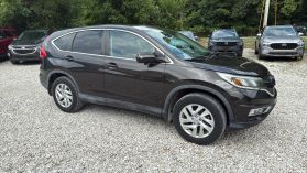 2016 HONDA CR-V SUV 4-CYL, I-VTEC, 2.4 LITER EX SPORT UTILITY 4D at T&T Repairables - used car dealership in Spencer, Indiana.