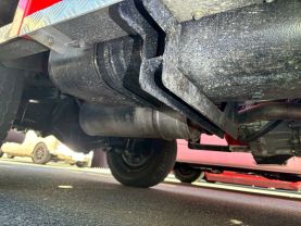 1995 TOYOTA HIACE TRUCK 2L FIRE TRUCK