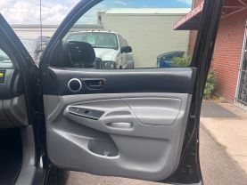 2012 TOYOTA TACOMA DOUBLE CAB PICKUP V6, 4.0 LITER PICKUP 4D 5 FT