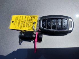 2022 HYUNDAI ELANTRA SEDAN 4-CYL, 2.0 LITER SEL SEDAN 4D at Motors On Wheels - used car dealership in Houston, Texas.