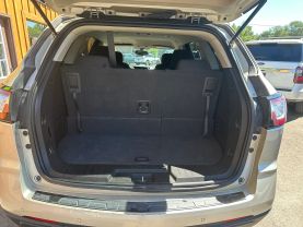 2017 CHEVROLET TRAVERSE SUV V6, 3.6 LITER LT SPORT UTILITY 4D