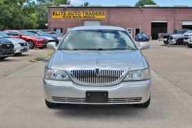 2005 LINCOLN TOWN CAR