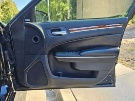 2012 CHRYSLER 300 LIMITED SEDAN 4D