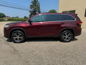 2019 TOYOTA HIGHLANDER SUV V6, 3.5 LITER LE PLUS SPORT UTILITY 4D