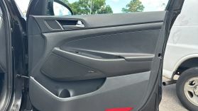 2017 Hyundai Tucson - Image 21