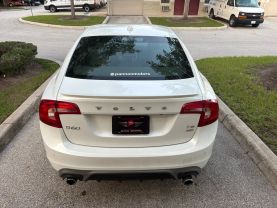 2017 VOLVO S60