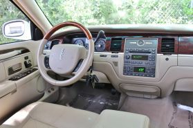 2008 LINCOLN TOWN CAR