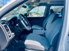 2022 RAM 1500 CLASSIC CREW CAB PICKUP V8, HEMI, 5.7 LITER TRADESMAN PICKUP 4D 5 1/2 FT