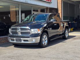 2016 Ram 1500 Crew Cabbig Horn Pickup 4d 5 1/2 Ft - Image 7