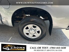 2011 TOYOTA TUNDRA CREWMAX PICKUP V8, FLEX FUEL, 5.7 LITER PICKUP 4D 5 1/2 FT