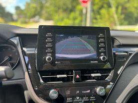 2021 Toyota Camry - Image 13