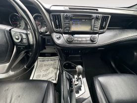 2018 TOYOTA RAV4 SUV WHITE AUTOMATIC - CARPALACE, Chantilly, VA. 38.91645215435775, -77.47495885092432
