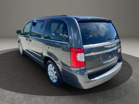 2015 CHRYSLER TOWN & COUNTRY VAN V6, 3.6 LITER TOURING MINIVAN 4D