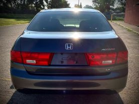 2005 Honda Accord - Image 4