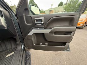 2018 CHEVROLET SILVERADO 1500 CREW CAB PICKUP V8, ECOTEC3, 5.3 LITER Z71 LT PICKUP 4D 5 3/4 FT