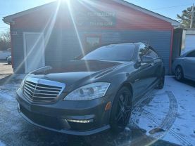 2013 MERCEDES-BENZ S-CLASS SEDAN V8, TWIN TURBO, 5.5 LITER S 63 AMG SEDAN 4D