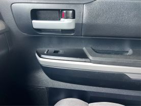2016 TOYOTA TUNDRA CREWMAX