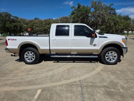 2011 FORD F250 SUPER DUTY CREW CAB PICKUP V8, TURBO DIESEL, 6.7L LARIAT PICKUP 4D 6 3/4 FT