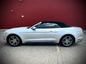 2015 Ford Mustang - Image 10